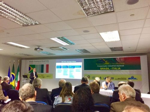 Enrico Russo from ASI giving a presentation at the Industrial Brokerage Workshop - Parque Tecnológico – São José dos Campos